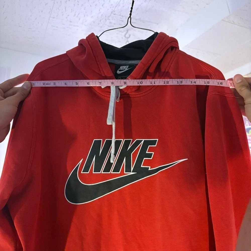 Nike Hoodie Mens Large Red Graphic Futura Logo Pullover Sweatshirt‎ Sportswear